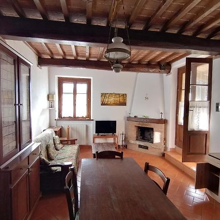 Appartement La Capannina à Volterra Extérieur photo