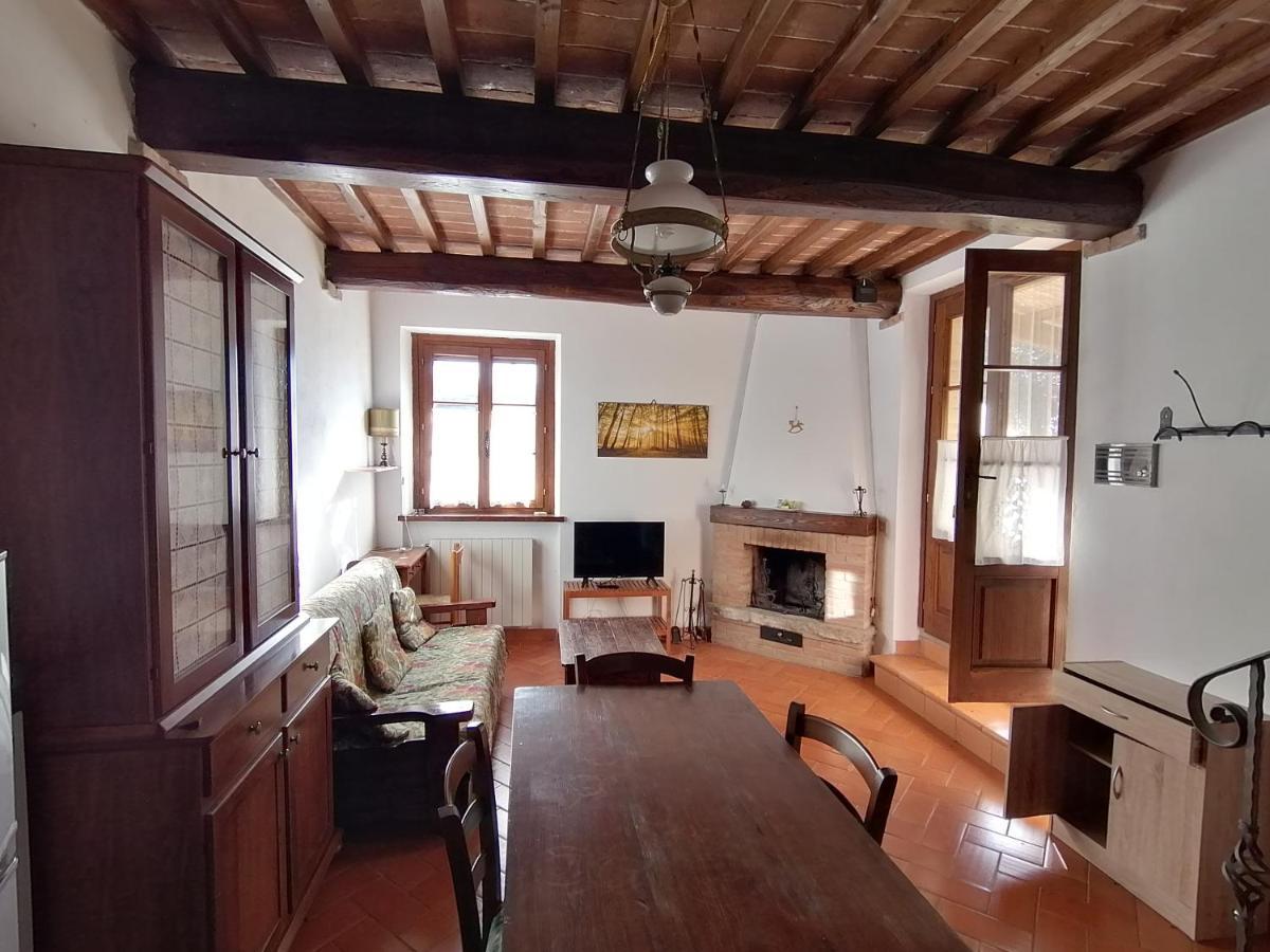Appartement La Capannina à Volterra Extérieur photo